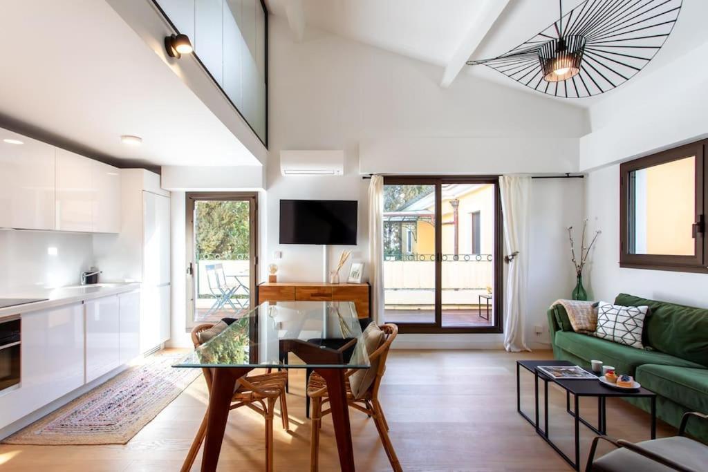 #11 Alex Suite Terrace Parking Ac 2 Bdr 5Mins To Sea Saint-Jean-Cap-Ferrat Extérieur photo