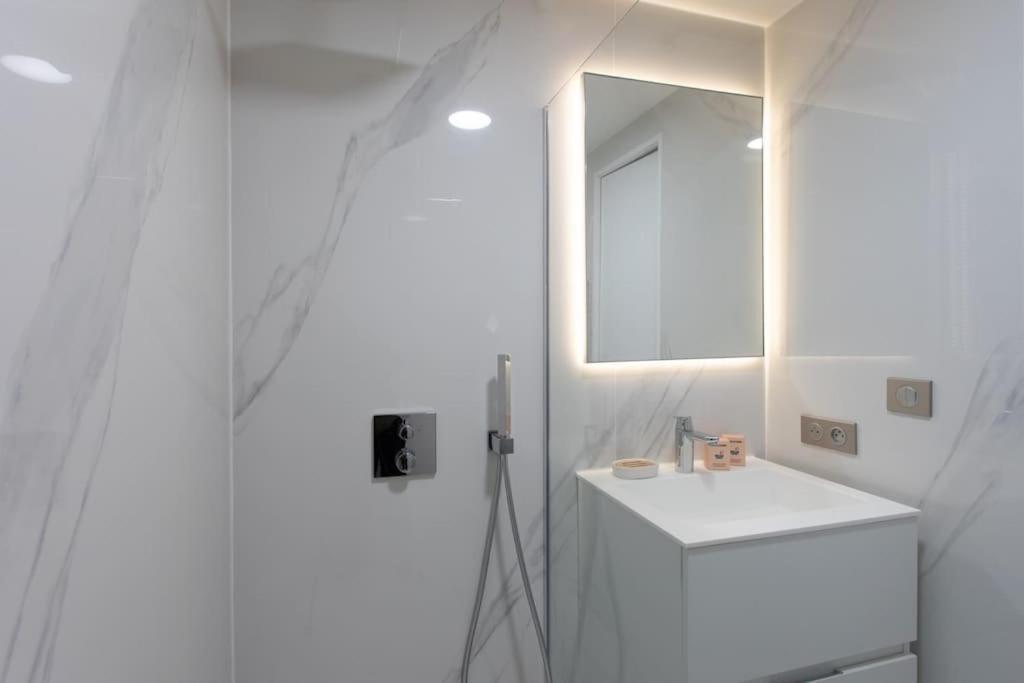 #11 Alex Suite Terrace Parking Ac 2 Bdr 5Mins To Sea Saint-Jean-Cap-Ferrat Extérieur photo